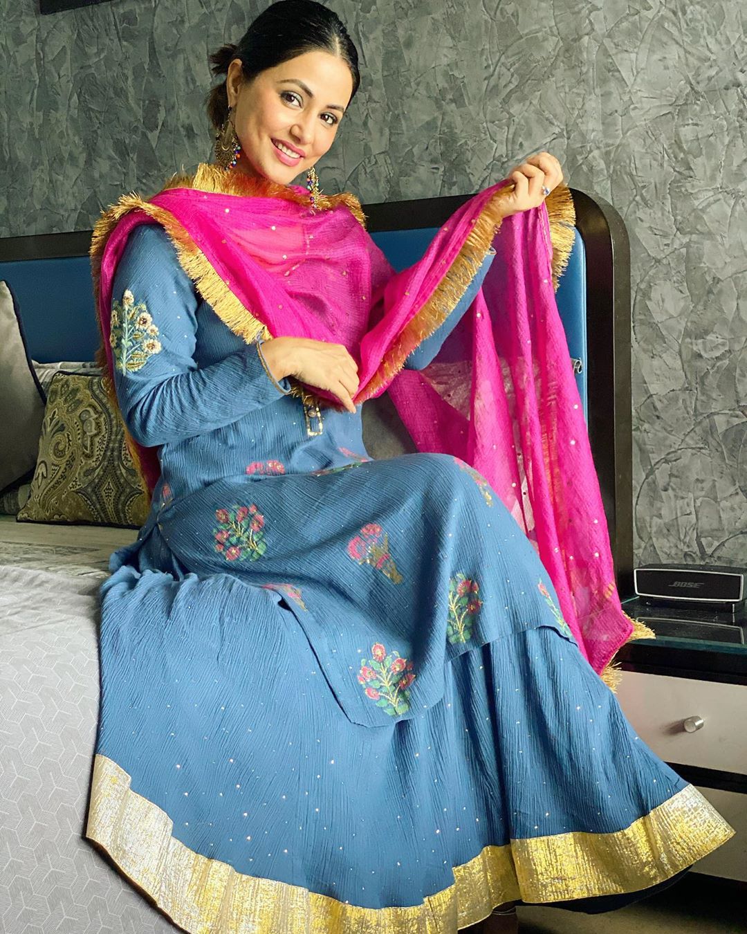 Indian TV Actress Hina Khan