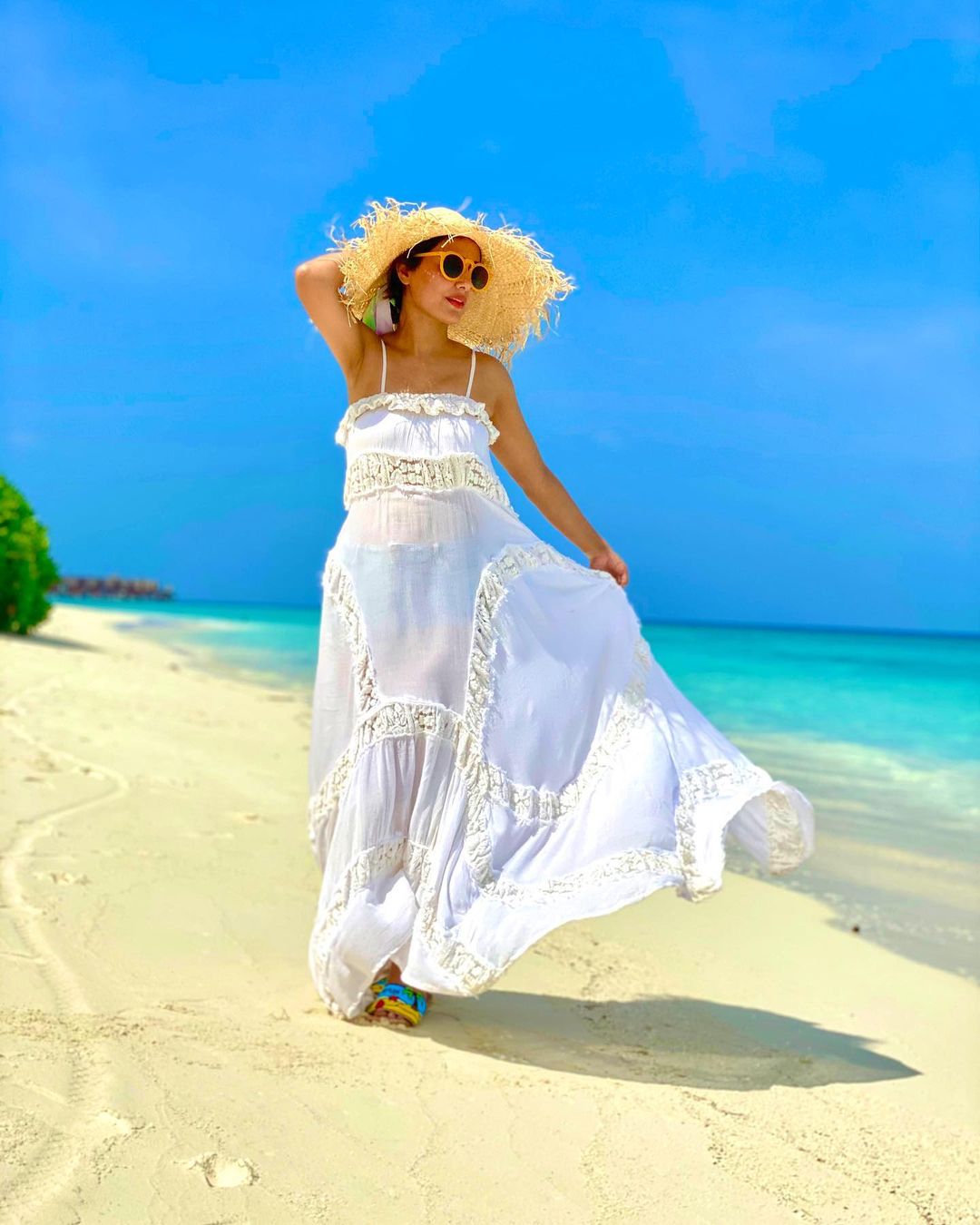Hina Khan in maxi dress in Maldives