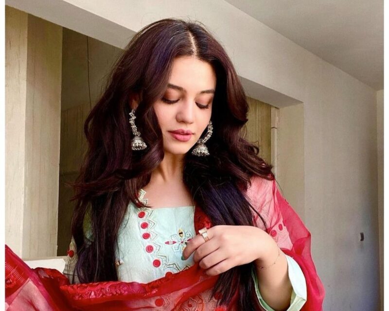 Pakistan most beautiful actress in 2021